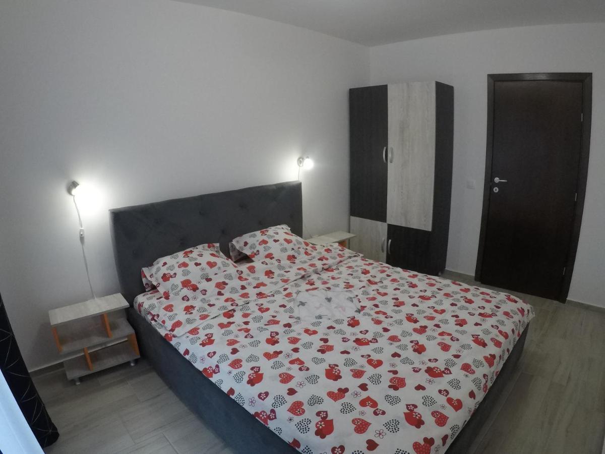Appartement Ama Cu Terasa 50 Mp & Parcare Braşov