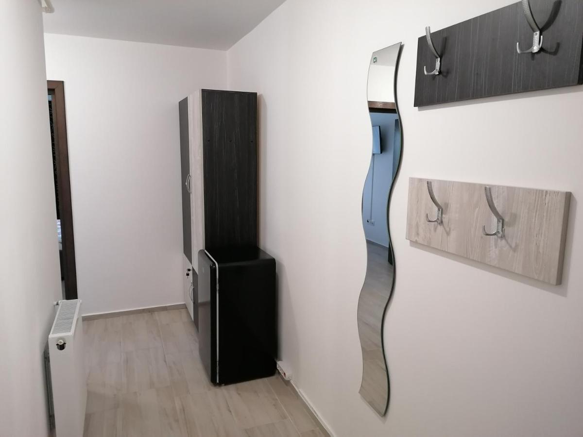 Ama Cu Terasa 50 Mp & Parcare Appartement Braşov